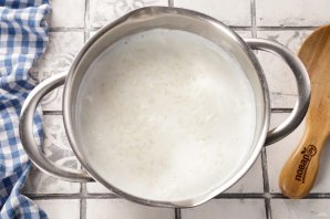 Рисовая каша на молоке Рисовая каша на молоке