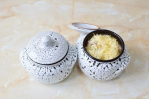 Жаркое с грибами в горшочках Жаркое с грибами в горшочках