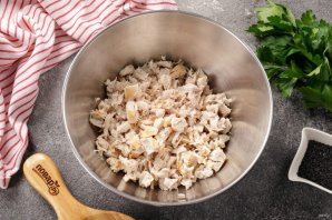 Бездрожжевой пирог с курицей Бездрожжевой пирог с курицей