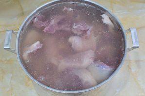 Холодец из рульки и индейки Холодец из рульки и индейки