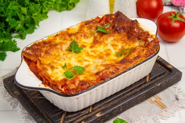 Лазанья с помидорами и сыром Лазанья с помидорами и сыром