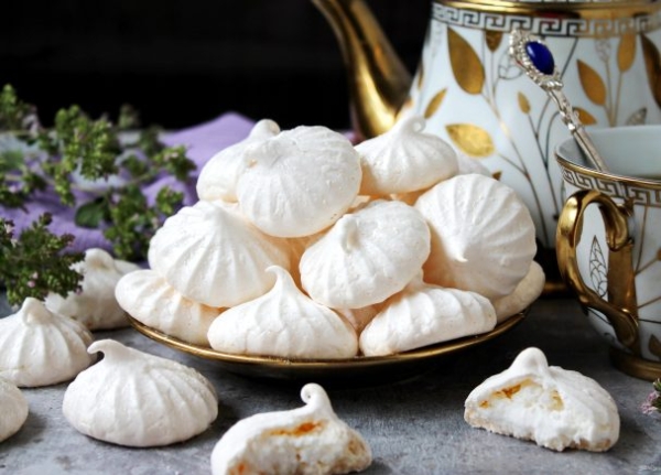 Безе из альбумина Безе из альбумина