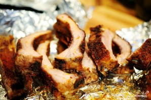 Жареные свиные ребрышки в духовке Жареные свиные ребрышки в духовке