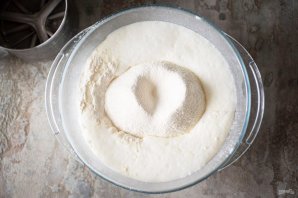 Лепешки с сыром на кефире на сковороде Лепешки с сыром на кефире на сковороде