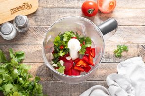 Грузинский соус "Сацебели" Грузинский соус "Сацебели"