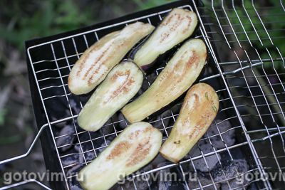Бакалажаны на гриле Бакалажаны на гриле