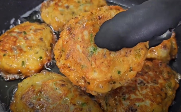 Беру 1 стакан кефира и немного фарша. Круче, чем беляши и чебуреки: быстрые ленивые пирожки Беру 1 стакан кефира и немного фарша. Круче, чем беляши и чебуреки: быстрые ленивые пирожки