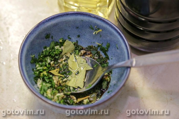 Грудинка в маринаде гремолата, запеченная при низкой температуре Грудинка в маринаде гремолата, запеченная при низкой температуре