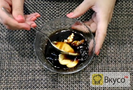 Скумбрия в соевом соусе запеченная в духовке Скумбрия в соевом соусе запеченная в духовке