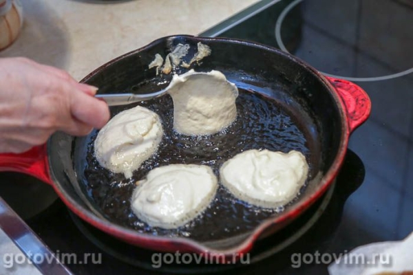 Оладьи на кипяченом кефире Оладьи на кипяченом кефире