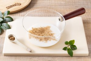 Чай с кленовым сиропом и молоком Чай с кленовым сиропом и молоком