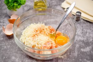 Рубленые котлеты в панировочных сухарях на сковороде Рубленые котлеты в панировочных сухарях на сковороде