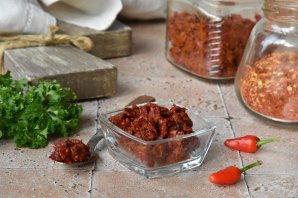 Сухая аджика по-грузински Сухая аджика по-грузински