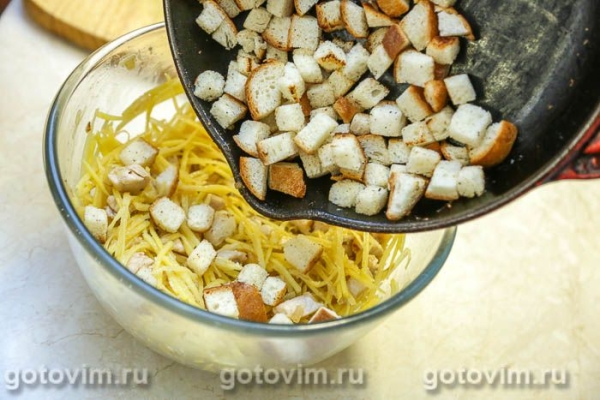 Запеканка с мясом, сухариками и картошкой Запеканка с мясом, сухариками и картошкой