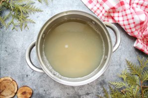 Двойная уха из щуки с пшеном Двойная уха из щуки с пшеном