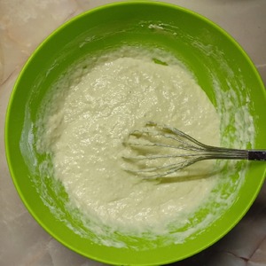 Пышные оладьи на дрожжах Пышные оладьи на дрожжах