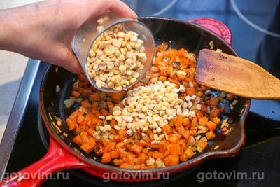 Дал из колотого желтого гороха с чили