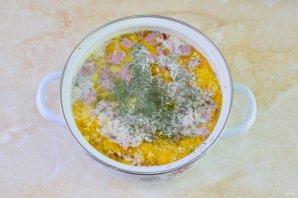 Сырный суп с копченостями Сырный суп с копченостями