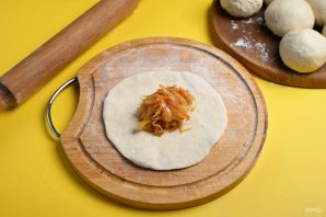 Постные печеные пирожки Постные печеные пирожки