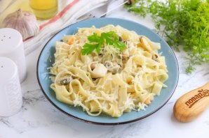 Сырно-сливочная паста с морепродуктами Сырно-сливочная паста с морепродуктами