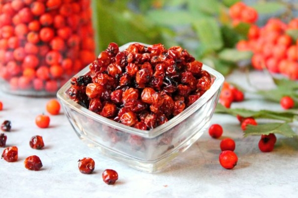 Сушеная рябина Сушеная рябина