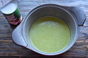 Тайский зеленый карри с курицей от Джейми Оливера Тайский зеленый карри с курицей от Джейми Оливера