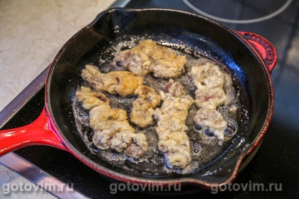 Утиные желудочки, жаренные в яйце и муке Утиные желудочки, жаренные в яйце и муке