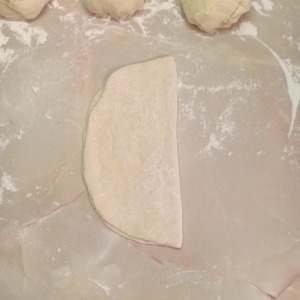 Пирог с яблоками и изюмом Пирог с яблоками и изюмом