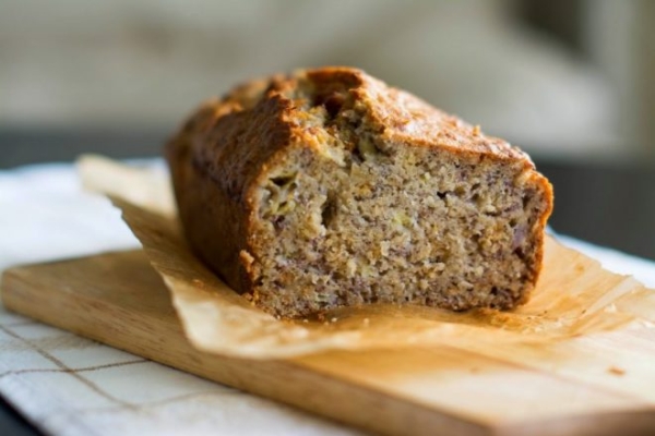 Банановый хлеб от Энди Шефа в духовке Банановый хлеб от Энди Шефа в духовке