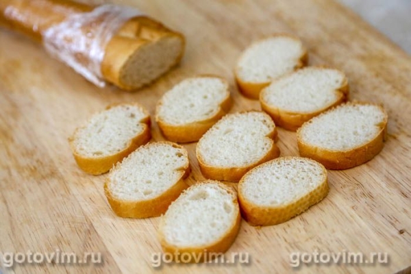 Закуска с икрой и авокадо