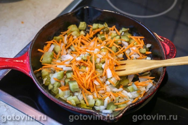 Сборная мясная солянка с фасолью Сборная мясная солянка с фасолью