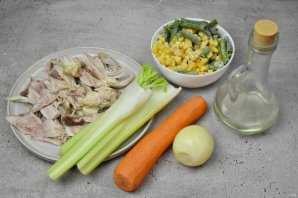 Куриный овощной суп