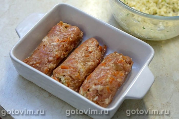 Мясные рулетики из фарша с рисом и яйцом