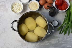Пирог с тунцом и картофелем