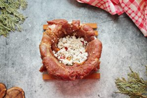 Новогодний мясной шар Новогодний мясной шар