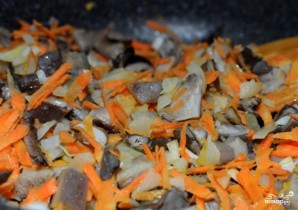 Перловка с вешенками