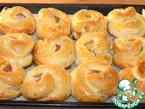 Сладкие пасхальные крученки с изюмом