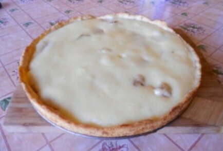 Нежный банановый пирог со сметанной заливкой Нежный банановый пирог со сметанной заливкой