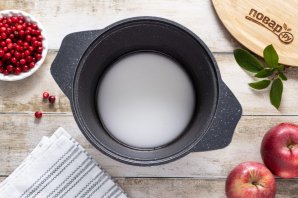 Варенье из брусники с яблоками Варенье из брусники с яблоками