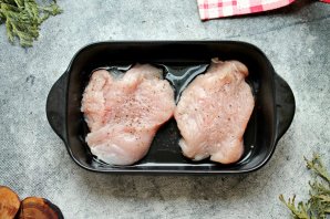 Индейка со сливами в духовке Индейка со сливами в духовке