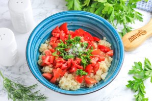 Огненный лосось с киноа и томатами Огненный лосось с киноа и томатами