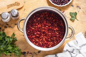 Салат с фасолью на зиму