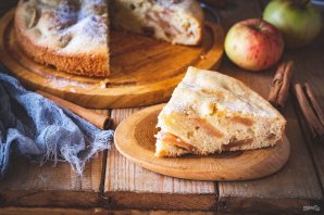 Мамина шарлотка с яблоками Мамина шарлотка с яблоками