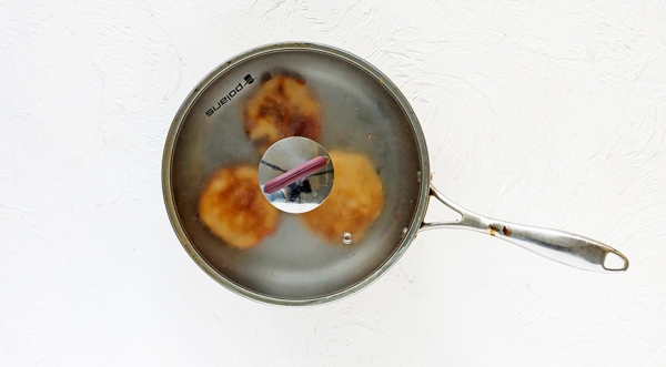 Яблочные оладьи, пошаговый рецепт с фото на 338 ккал Яблочные оладьи, пошаговый рецепт с фото на 338 ккал