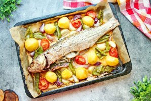 Кефаль, запеченная в духовке Кефаль, запеченная в духовке