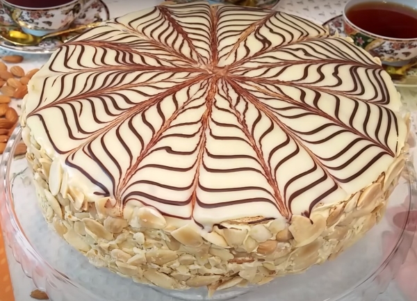 Торт «Эстерхази» — знаменитый десерт венгерской кухни. Просто и очень вкусно