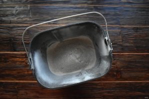 Цельнозерновой хлеб на закваске в хлебопечке Цельнозерновой хлеб на закваске в хлебопечке