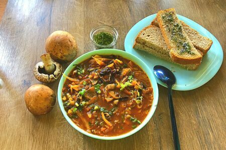 Постный борщ