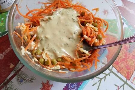 Салат с зелёным горошком