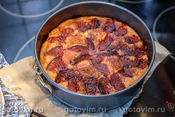 Пирог с инжиром и сахарно-коричной корочкой Пирог с инжиром и сахарно-коричной корочкой